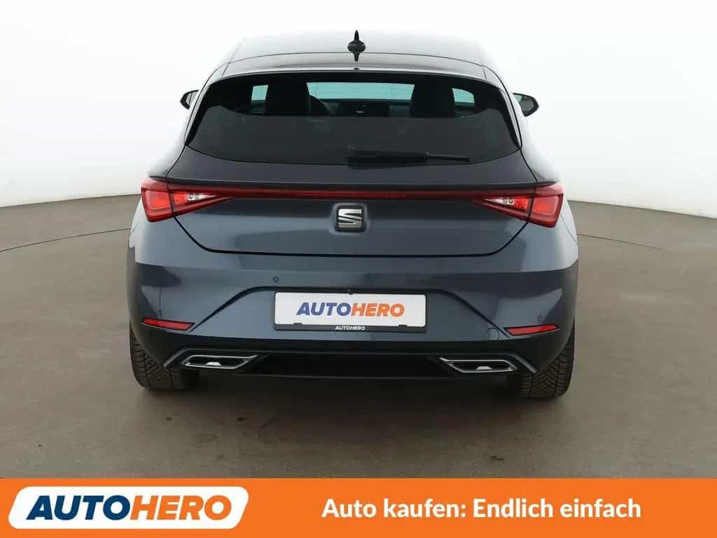Seat Leon 1.5 eTSI ACT FR Aut.*NAVI*LED*ACC*CAM*PDC* 06/2020-photo-4