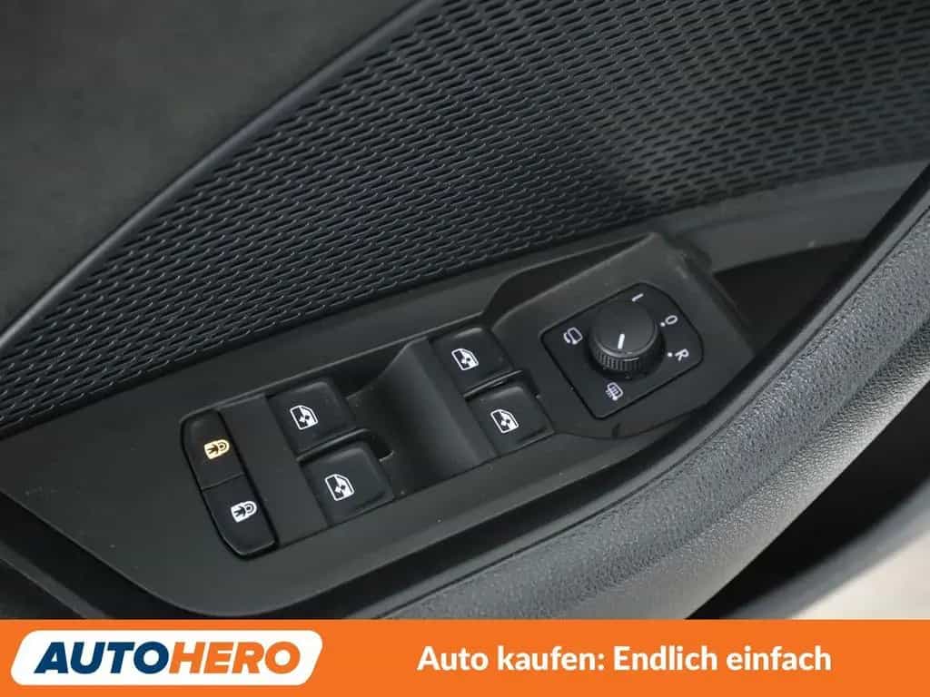 Skoda Octavia 2.0 TSI RS Plus Aut*NAVI*LED*ACC*CAM*PDC 08/2022-photo-25