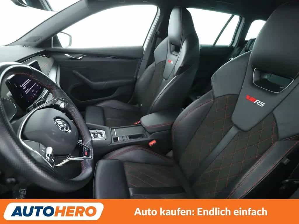 Skoda Octavia 2.0 TSI RS Plus Aut*NAVI*LED*ACC*CAM*PDC 08/2022-photo-9