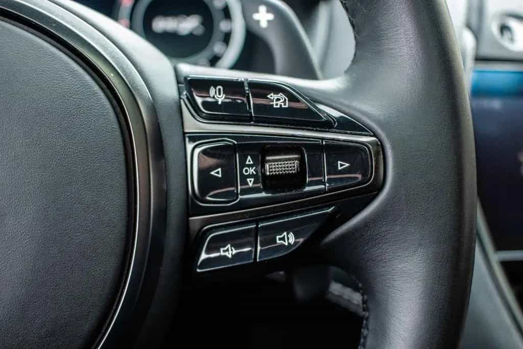 Aston Martin DBX 4.0i V8 *ASTON  WARRANTY*FULL SERVICE*1 OWNER* 07/2021-photo-31