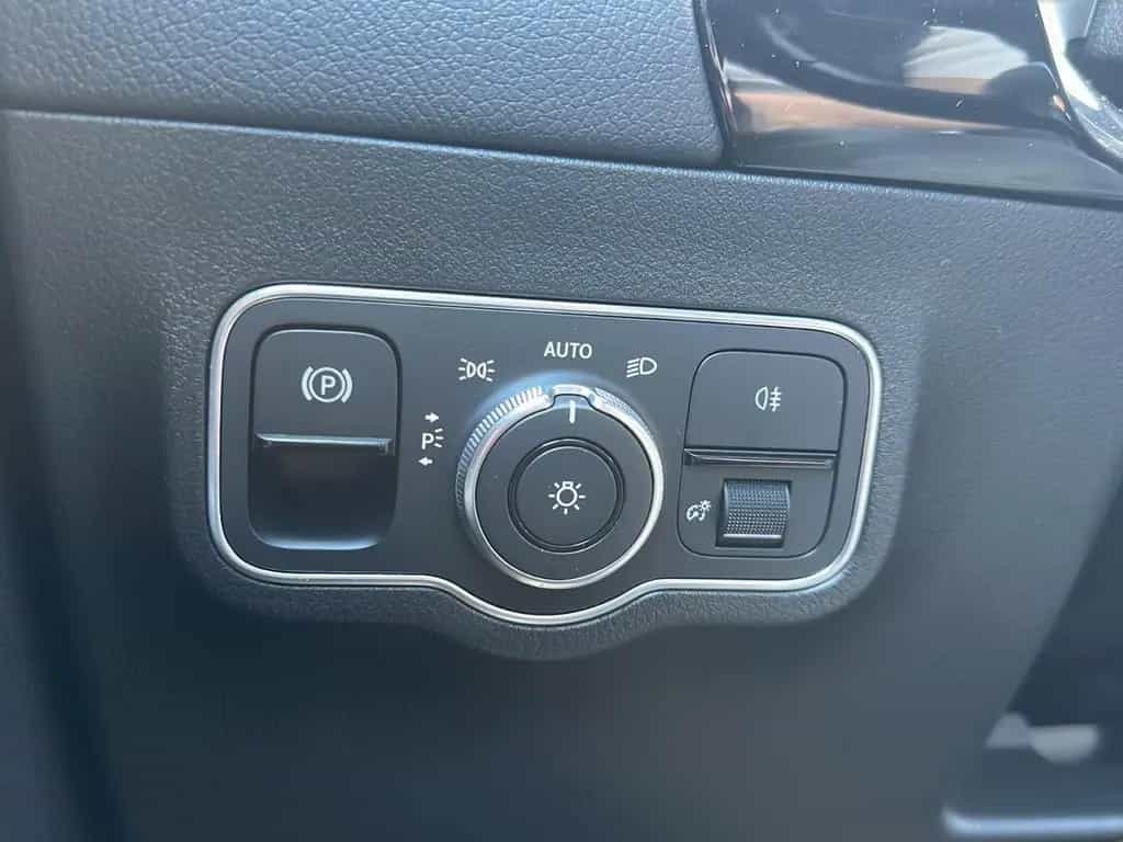 Mercedes-Benz GLA 35 AMG 4Matic*Distronic*Kamera*Memory*Panora 09/2021-photo-20