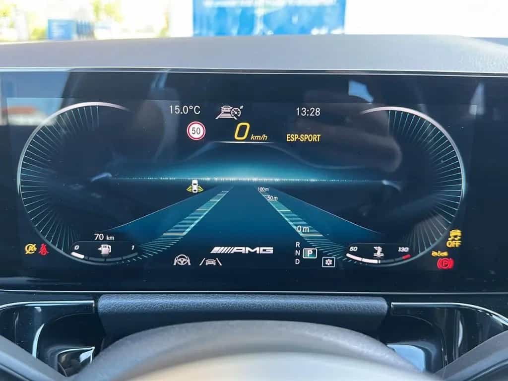 Mercedes-Benz GLA 35 AMG 4Matic*Distronic*Kamera*Memory*Panora 09/2021-photo-39