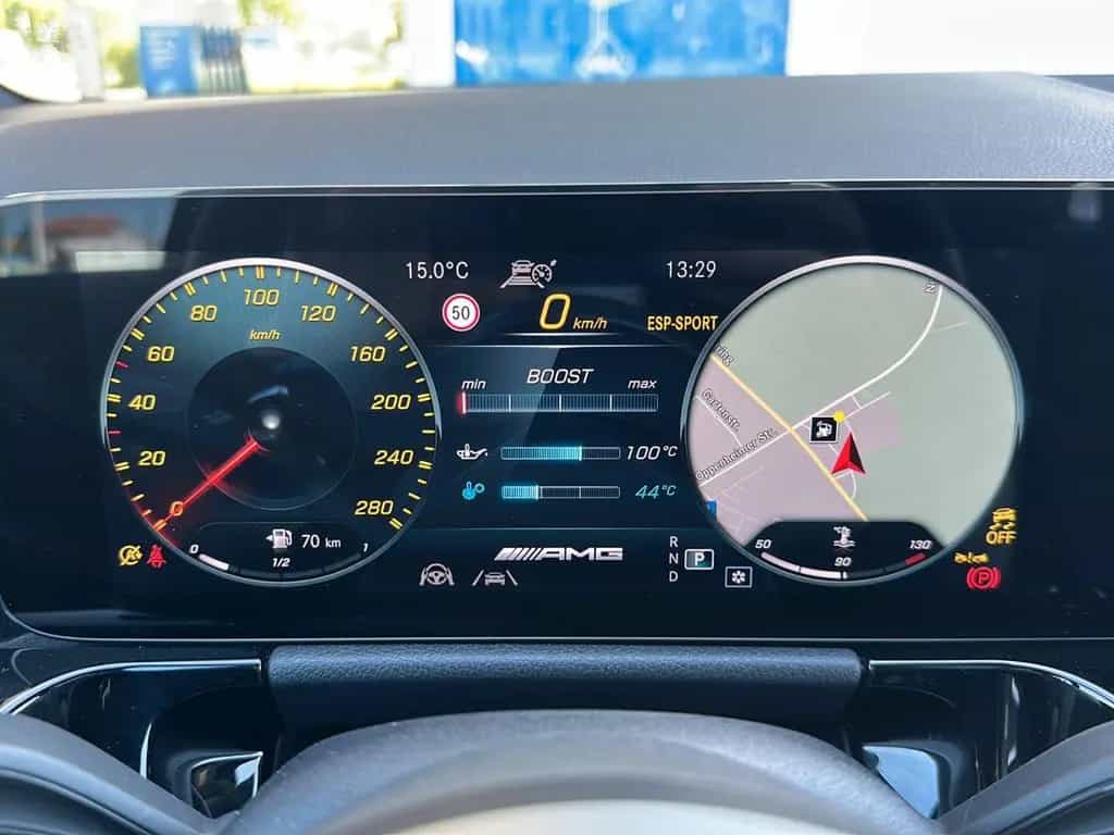 Mercedes-Benz GLA 35 AMG 4Matic*Distronic*Kamera*Memory*Panora 09/2021-photo-40