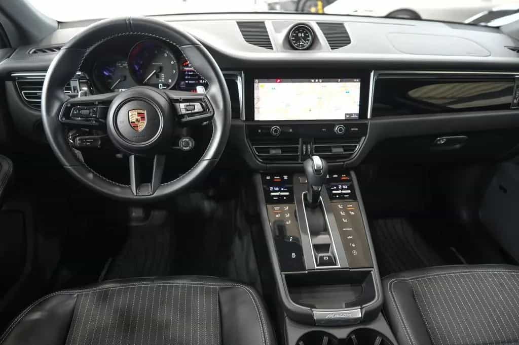 Porsche Macan T*SPORT-CHRONO*SPORTSITZE*PDLS+*KAMERA*1HD 08/2024-photo-12