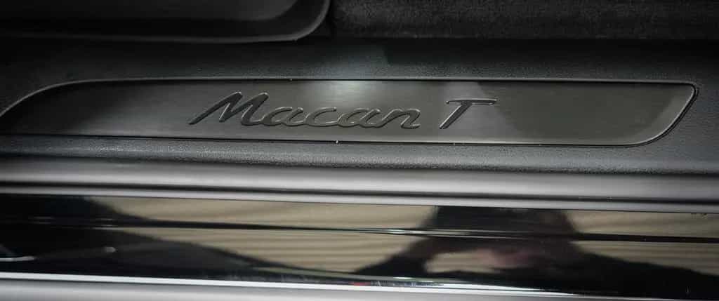 Porsche Macan T*SPORT-CHRONO*SPORTSITZE*PDLS+*KAMERA*1HD 08/2024-photo-19