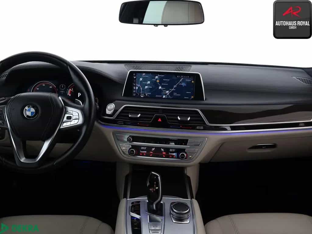 BMW 7 Series 730 d HEADUP,360GRAD.SOFTCLOSE,KEYLESS,MEMORY 02/2017-photo-8