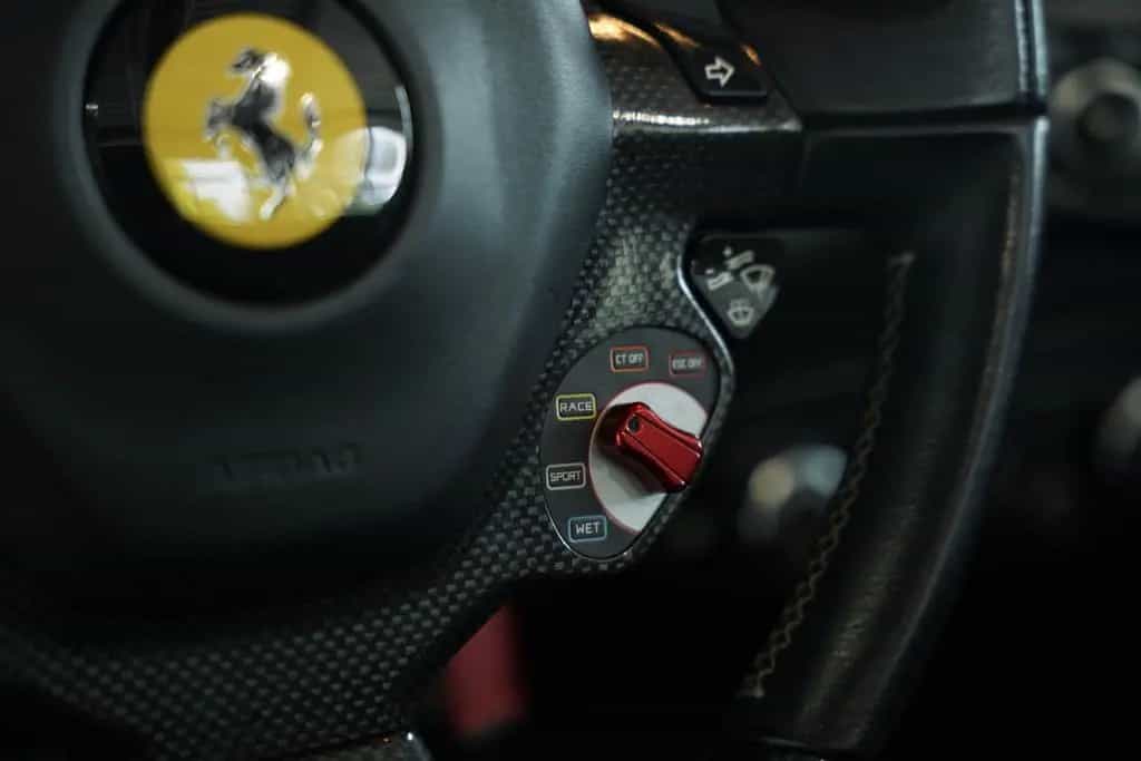 Ferrari 458 Spider 4.5 V8 *Carbon *Leder *Keramik 01/2012-photo-34