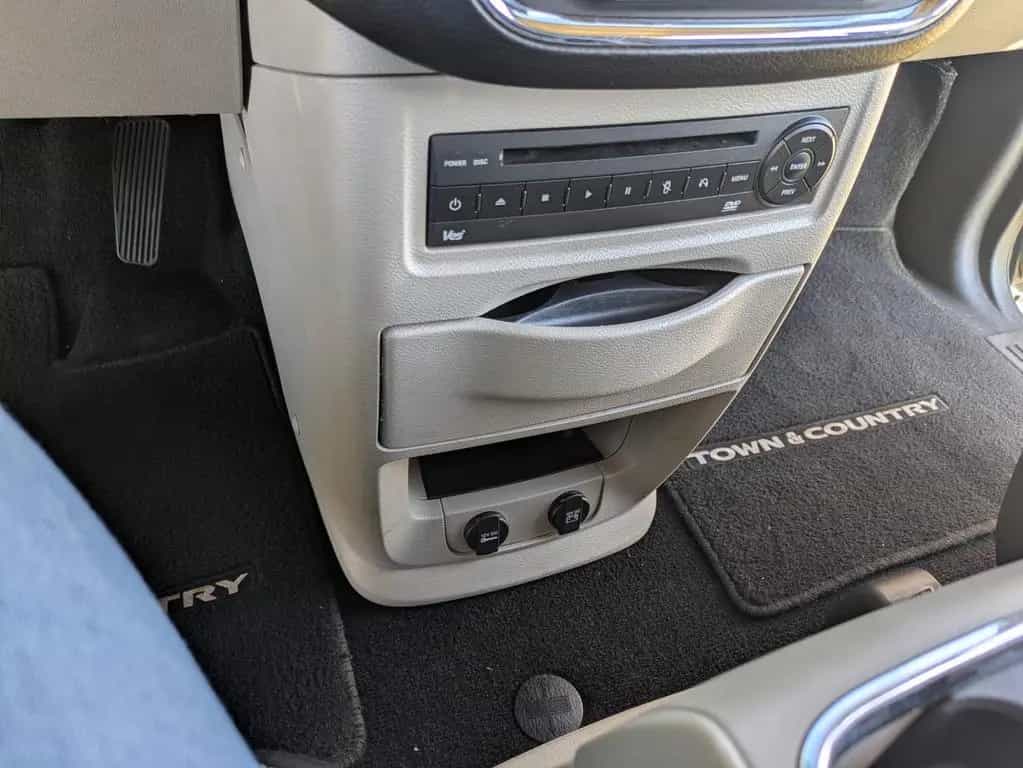 Chrysler Grand Voyager 02/2016-photo-10