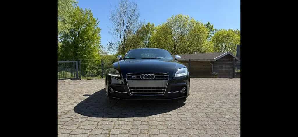 Audi TTS Coupé / Top Zustand / 8 fach bereift 05/2012-photo-1