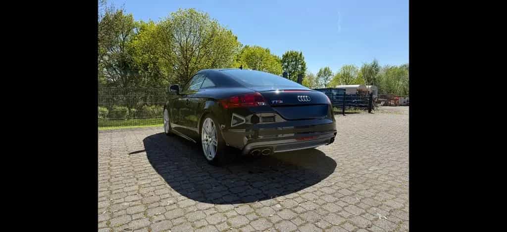 Audi TTS Coupé / Top Zustand / 8 fach bereift 05/2012-photo-6