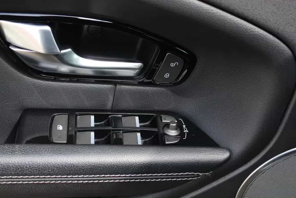 Land Rover Range Rover Rover Evoque Dynamic*S.Heft*4x4*Automatik 05/2018-photo-21
