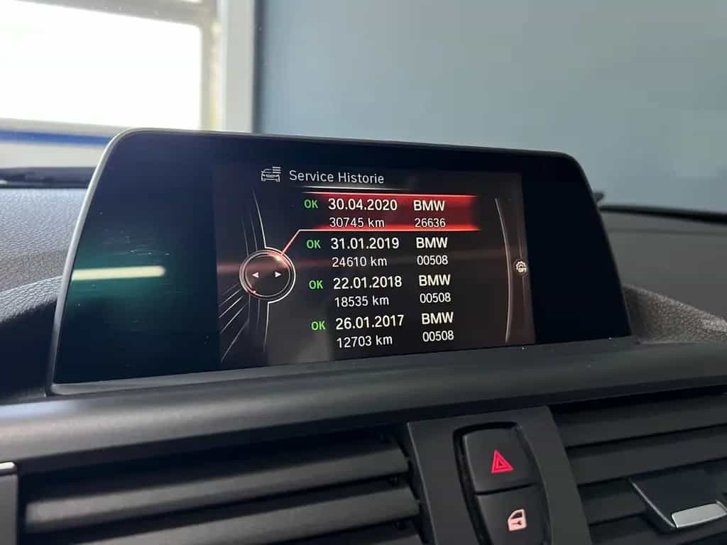 BMW 2 Series i Cabrio Sport SHZ Navi Leder LED PDC 07/2015-photo-18