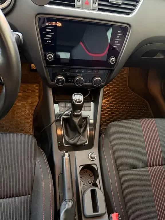 Skoda Octavia 1.5 TSI Powerplay 06/2018-photo-9