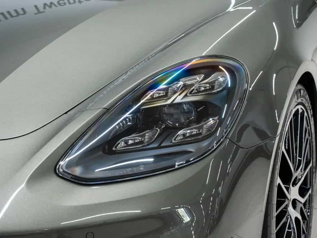 Porsche Panamera GTS 10/2023-photo-13