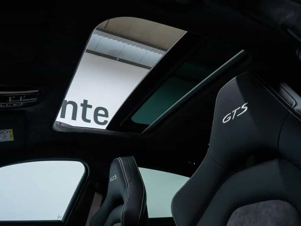 Porsche Panamera GTS 10/2023-photo-26