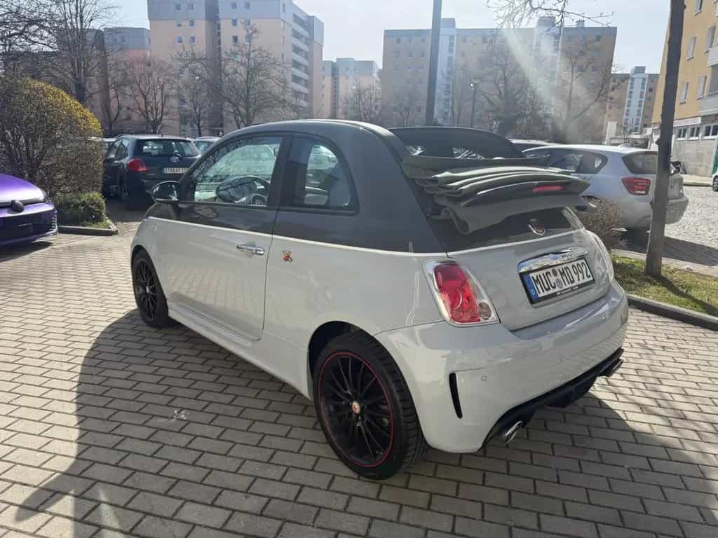 Abarth 500C 1.4 T-Jet 16V Abarth Compet. Getriebe C - 04/2011-photo-3