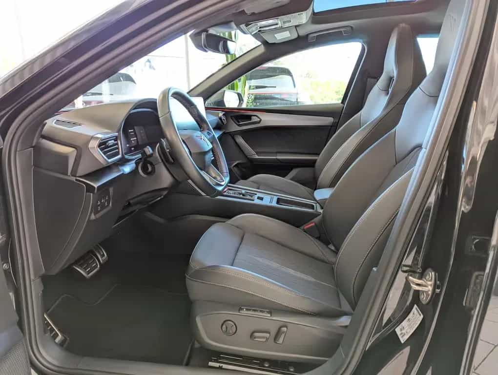 Cupra Leon VZ 2.0 TSI DSG Pano Matrix Beats Memory 19" 05/2024-photo-12