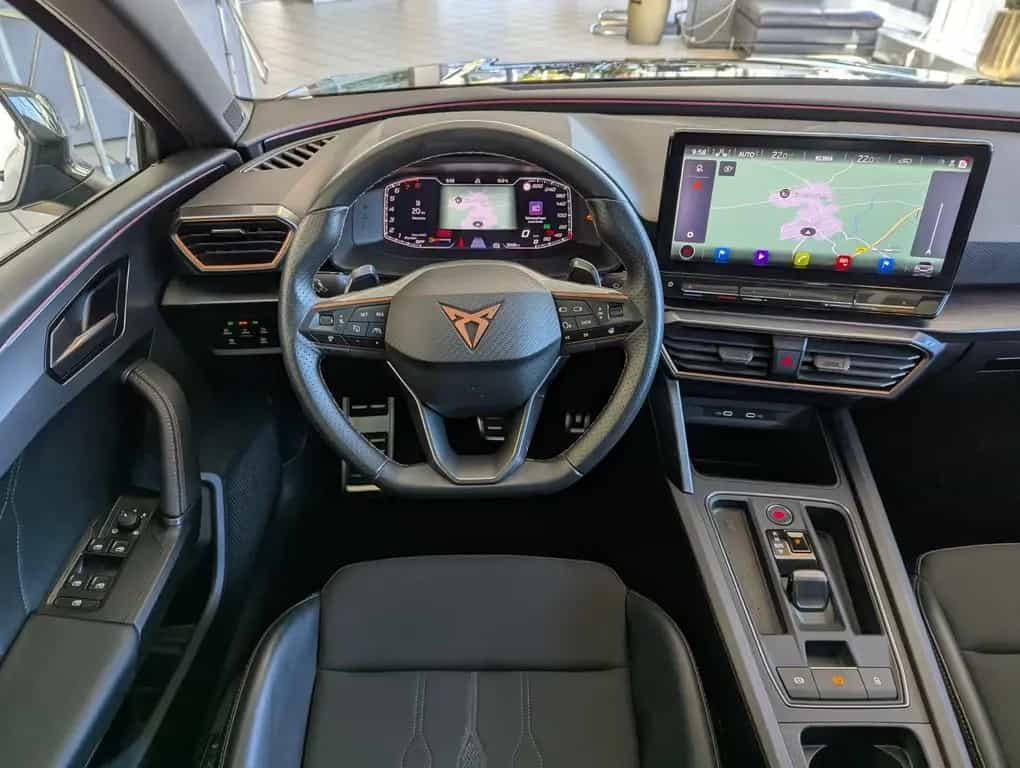 Cupra Leon VZ 2.0 TSI DSG Pano Matrix Beats Memory 19" 05/2024-photo-17