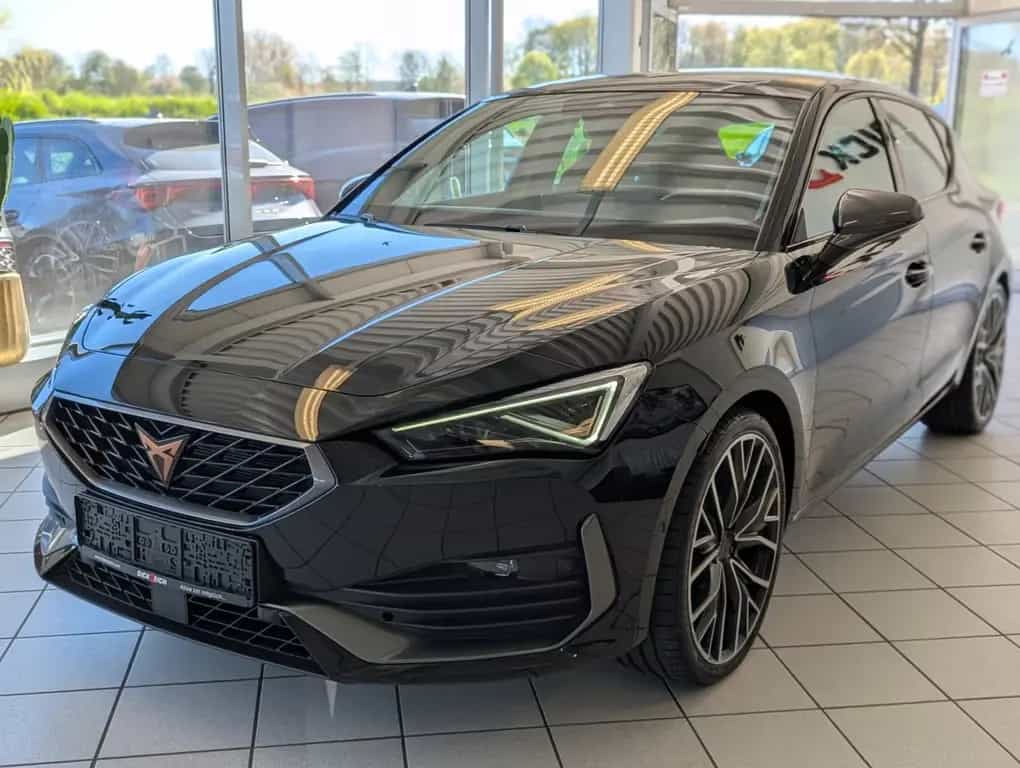 Cupra Leon VZ 2.0 TSI DSG Pano Matrix Beats Memory 19" 05/2024-photo-2