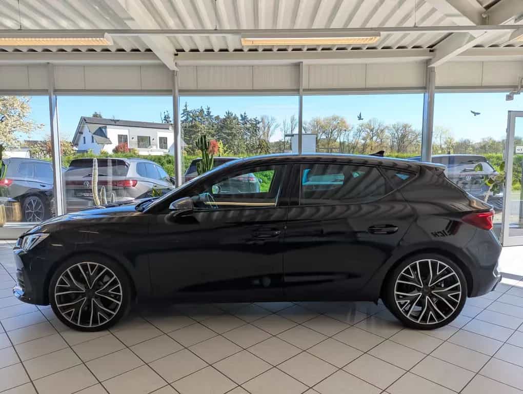 Cupra Leon VZ 2.0 TSI DSG Pano Matrix Beats Memory 19" 05/2024-photo-3