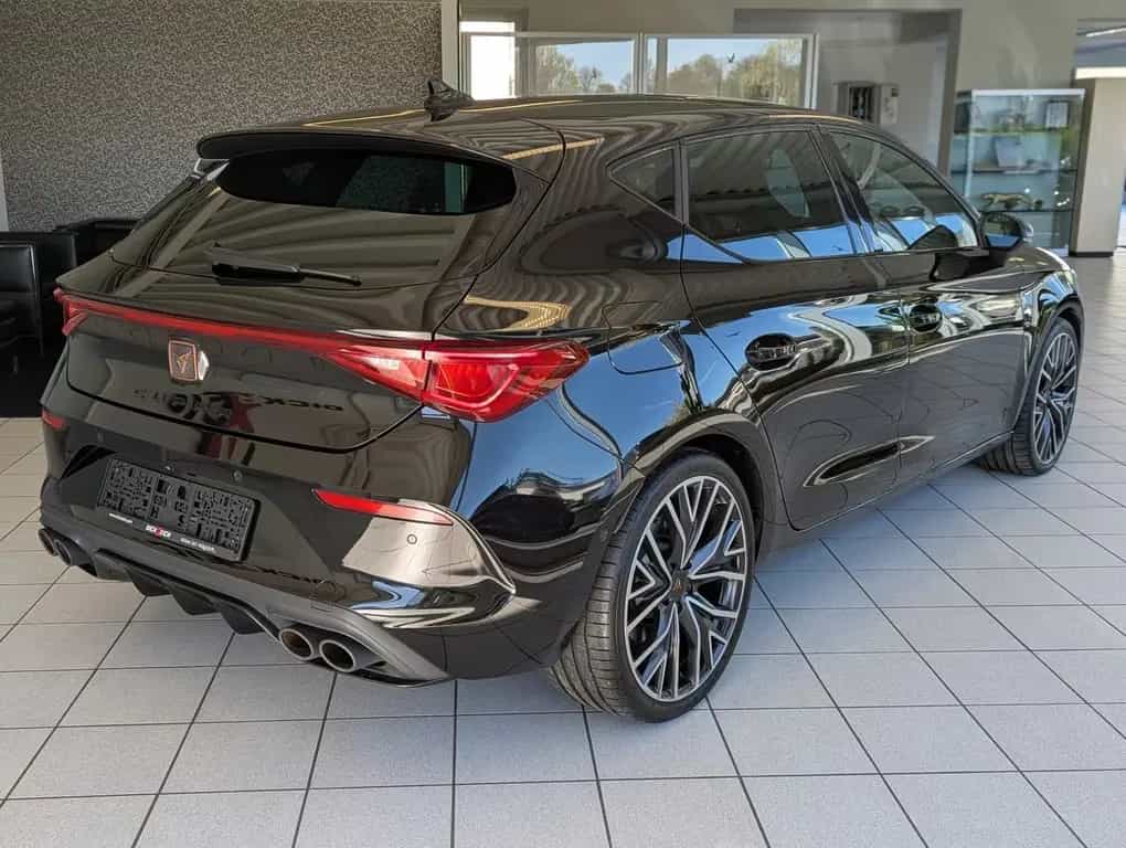 Cupra Leon VZ 2.0 TSI DSG Pano Matrix Beats Memory 19" 05/2024-photo-6