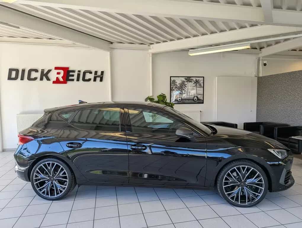 Cupra Leon VZ 2.0 TSI DSG Pano Matrix Beats Memory 19" 05/2024-photo-7