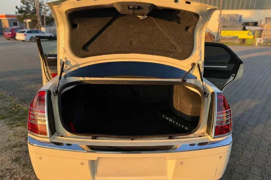 Chrysler 300C 3.0L CRD 01/2007-photo-4