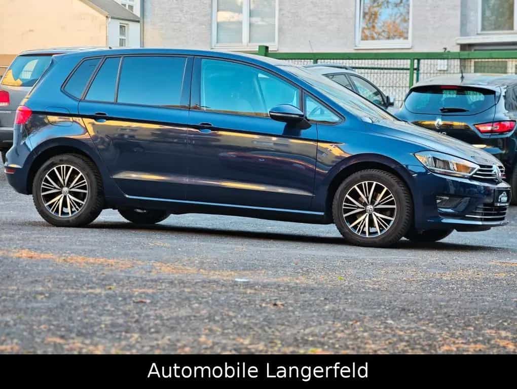 Volkswagen Golf Sportsvan VII Allstar NAVI KAMERA PDC AHK 02/2016-photo-13