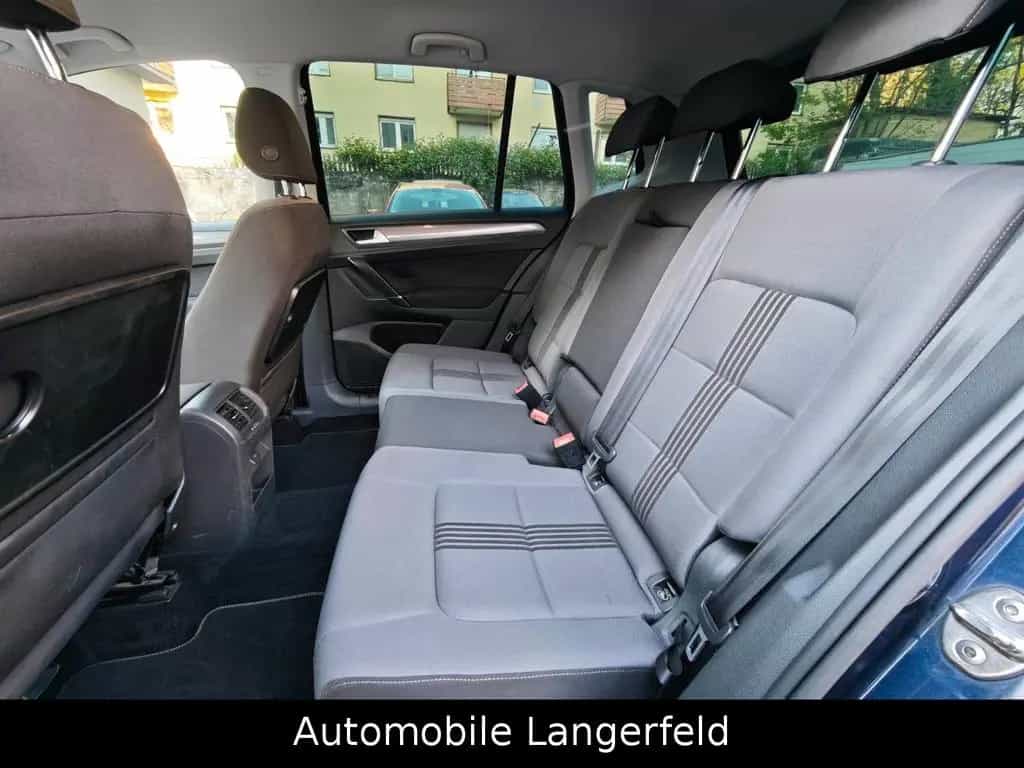 Volkswagen Golf Sportsvan VII Allstar NAVI KAMERA PDC AHK 02/2016-photo-16