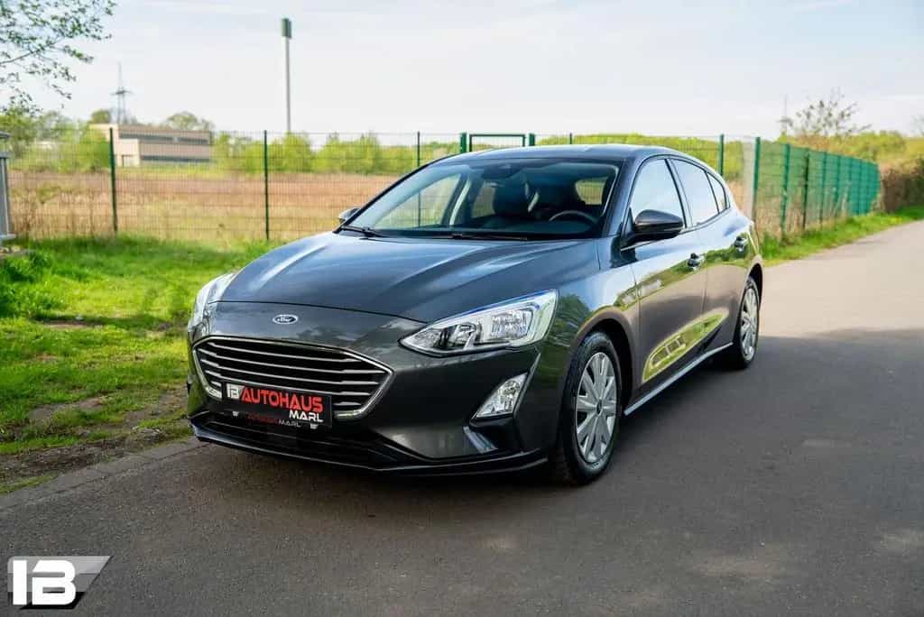Ford Focus Trend '2.Hand'69.300KM'Aut.'S-Heft' 02/2019-photo-0