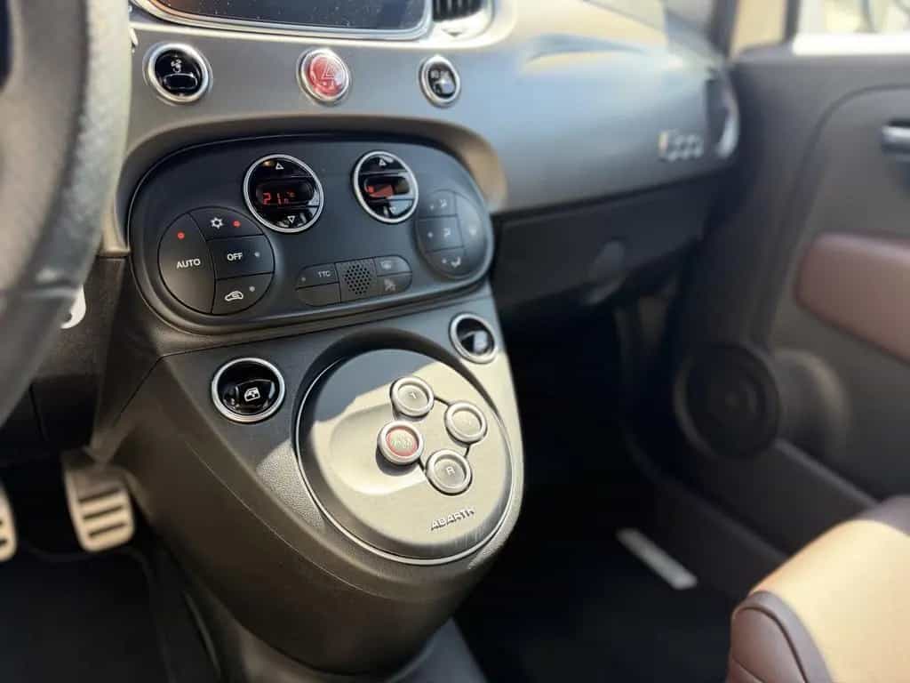 Abarth 595 Turismo 1.4 T-Jet 16V Automatik*Leder 06/2021-photo-13