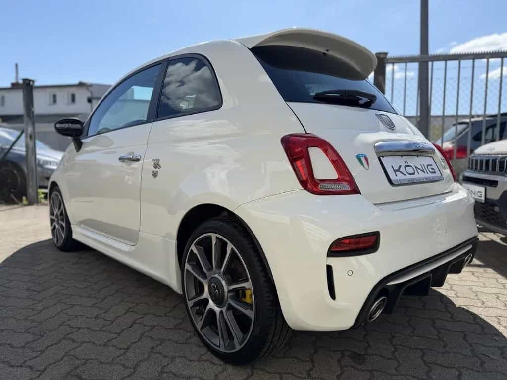 Abarth 595 Turismo 1.4 T-Jet 16V Automatik*Leder 06/2021-photo-2