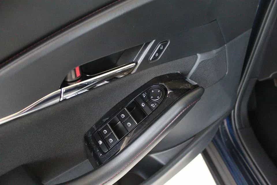 Mazda CX-30 M-Hybrid G-150 Homura NAVI ACAA LED SHZ RF 03/2022-photo-9