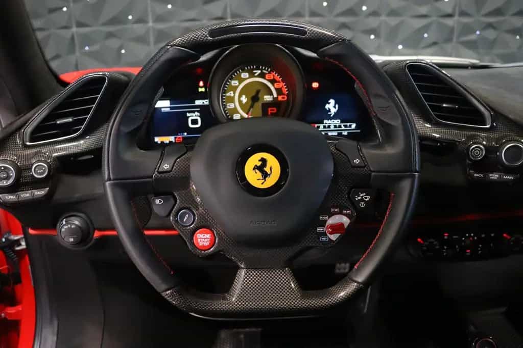 Ferrari 488 Pista - Carbon Wheels - VAT -Harness -Carbon 08/2020-photo-7