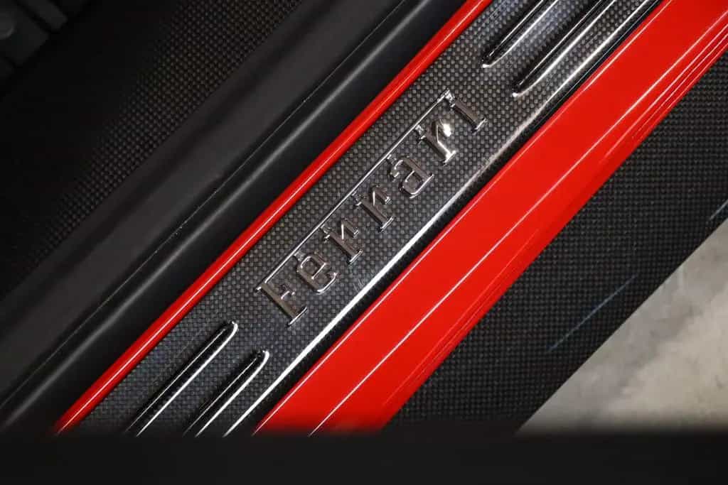Ferrari 488 Pista - Carbon Wheels - VAT -Harness -Carbon 08/2020-photo-8