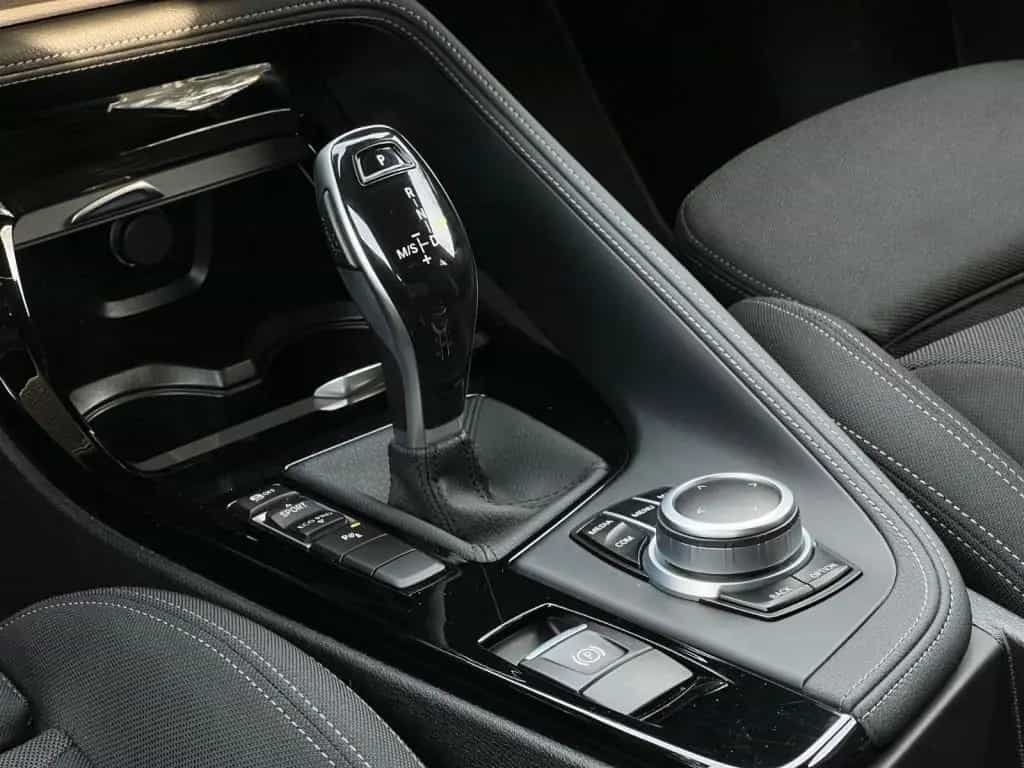 BMW X2 sDrive 20 i Advantage Plus 09/2020-photo-21
