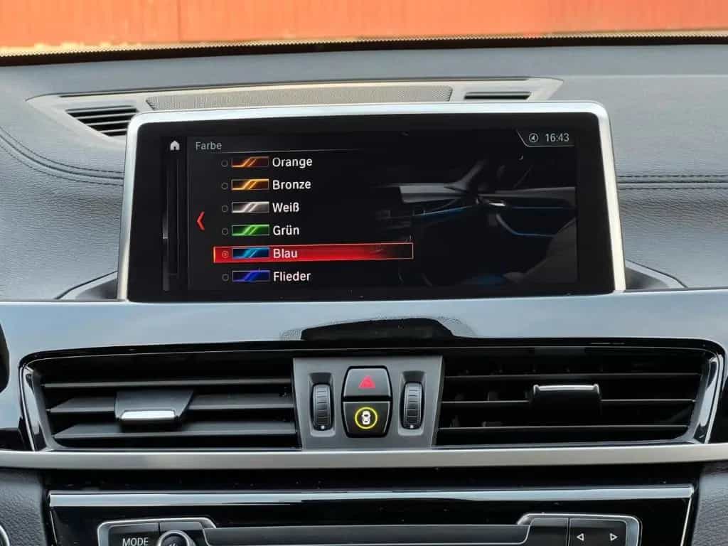 BMW X2 sDrive 20 i Advantage Plus 09/2020-photo-22