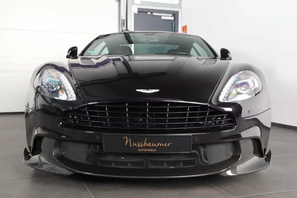 Aston Martin Vanquish S 11/2017-photo-0