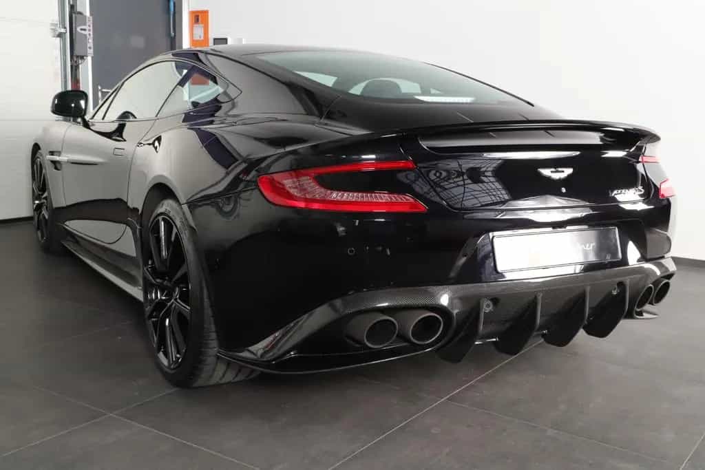 Aston Martin Vanquish S 11/2017-photo-43