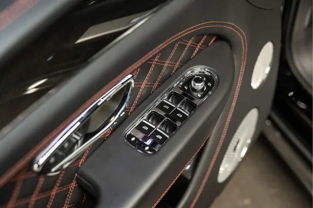 Bentley Bentayga V8 S |Ceramic|Full Carbon|NAIM|Comfort 01/2022-photo-20