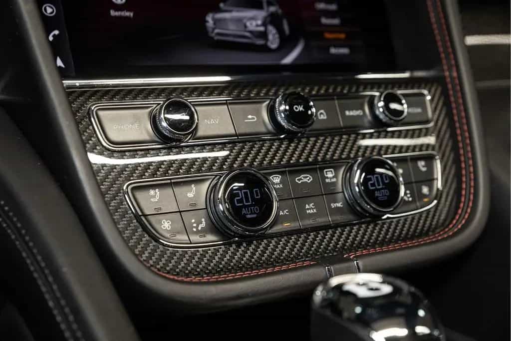 Bentley Bentayga V8 S |Ceramic|Full Carbon|NAIM|Comfort 01/2022-photo-26