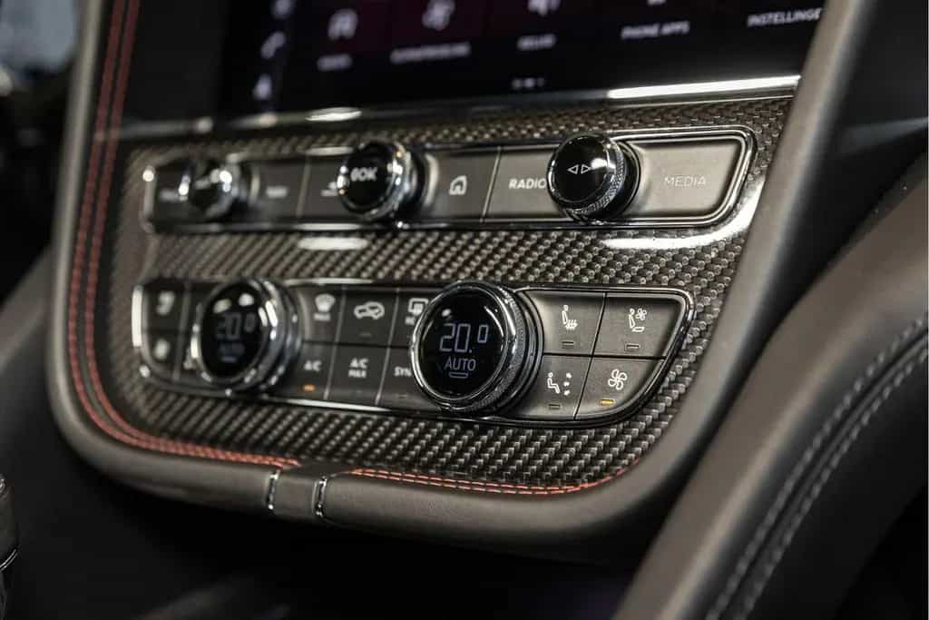 Bentley Bentayga V8 S |Ceramic|Full Carbon|NAIM|Comfort 01/2022-photo-38