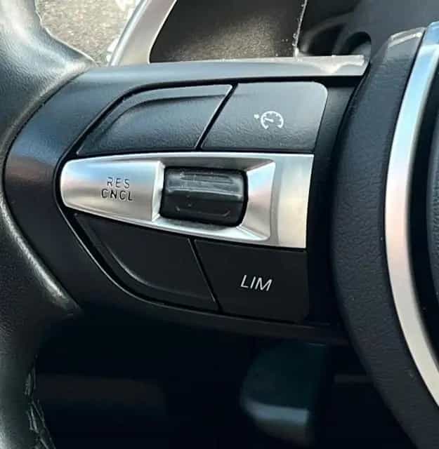 BMW X1 sDrive 20 i xLine 06/2019-photo-16
