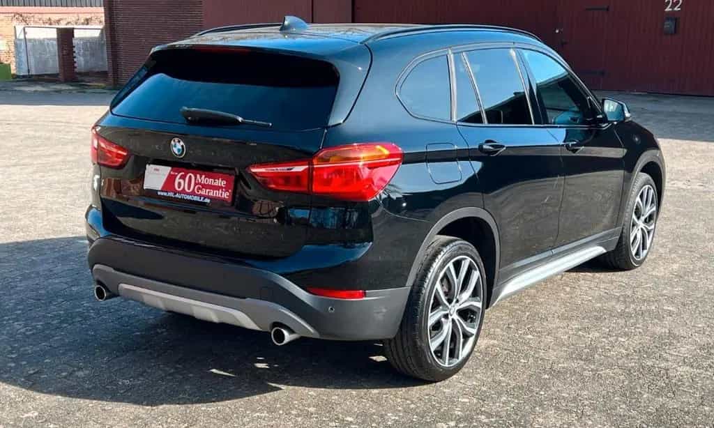 BMW X1 sDrive 20 i xLine 06/2019-photo-3