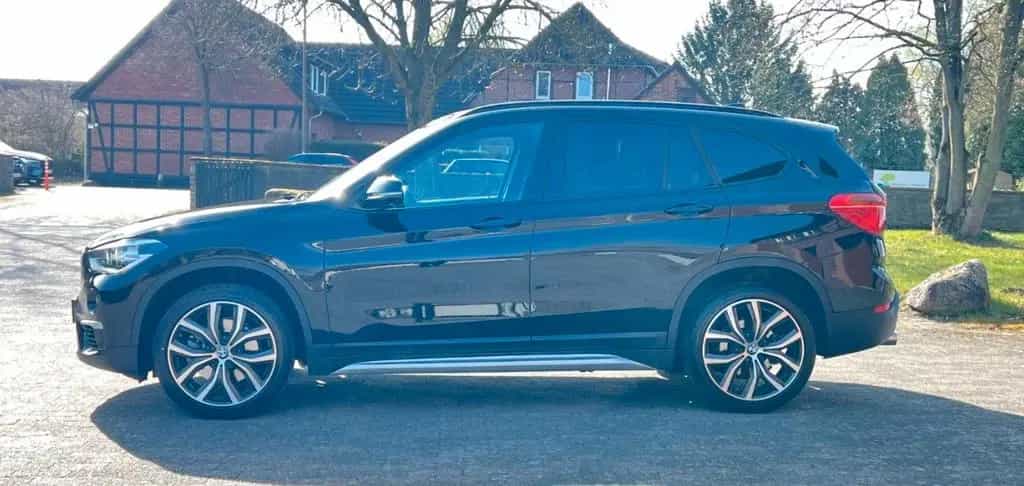 BMW X1 sDrive 20 i xLine 06/2019-photo-7
