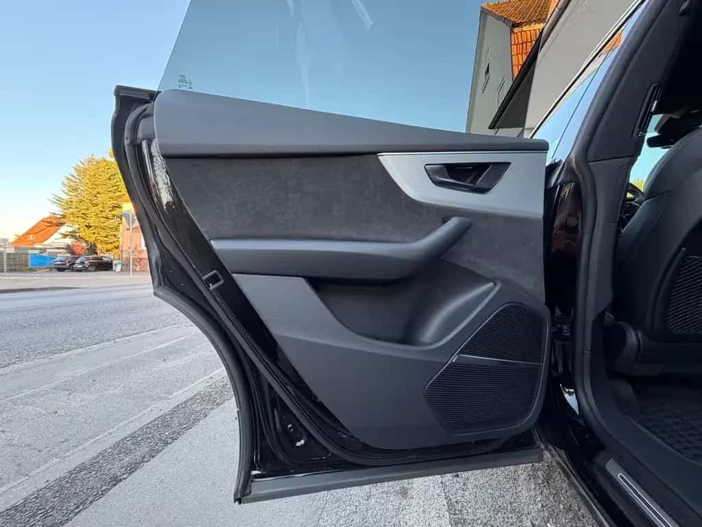 Audi SQ8 4.0 TFSI quattro +AHK+Tour+StHz+B&O+HUD+22"+ 04/2021-photo-17