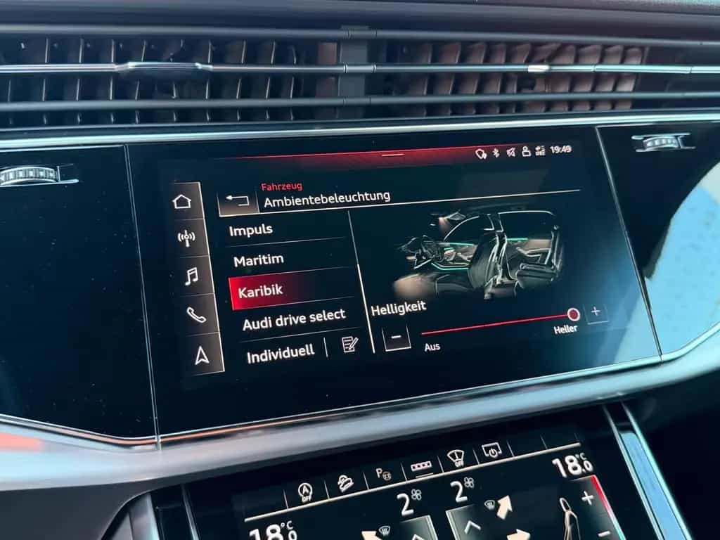 Audi SQ8 4.0 TFSI quattro +AHK+Tour+StHz+B&O+HUD+22"+ 04/2021-photo-25