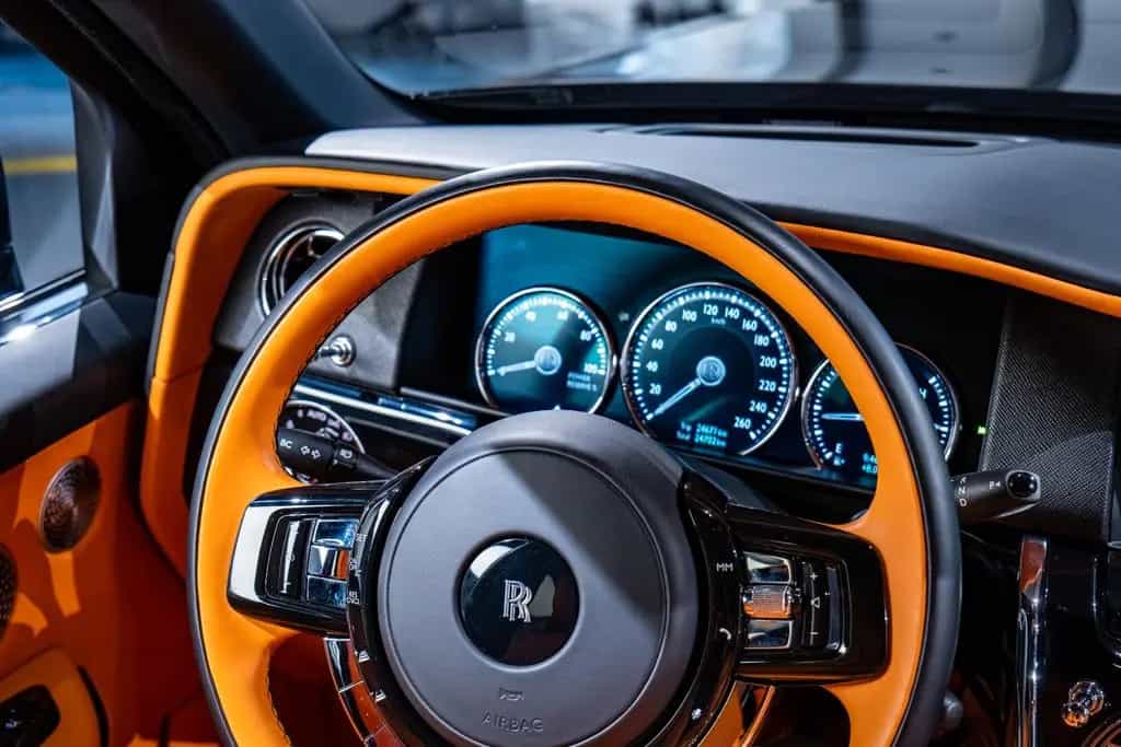Rolls-Royce Cullinan 10/2023-photo-18