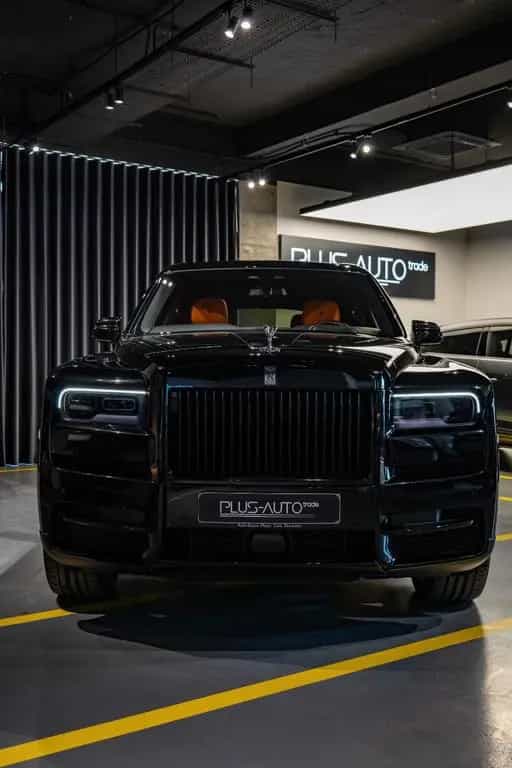 Rolls-Royce Cullinan 10/2023-photo-2