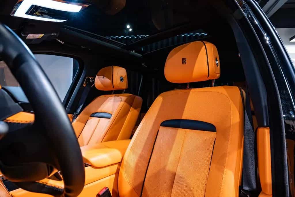 Rolls-Royce Cullinan 10/2023-photo-35
